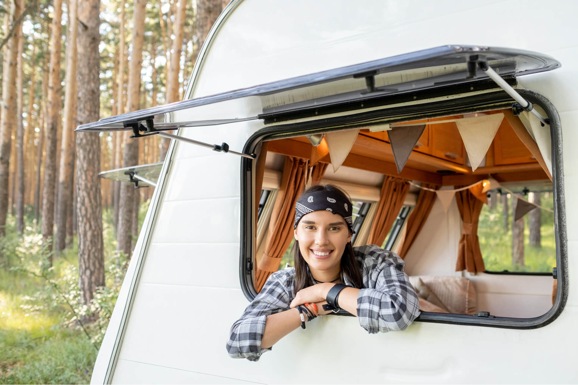 happy-young-female-in-headband-looking-at-you-with-L5G8KLN.jpg Monthly Reservation